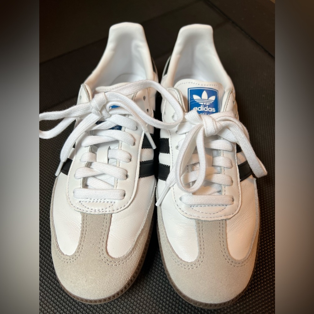 Adidas originals women’s samba sneakers